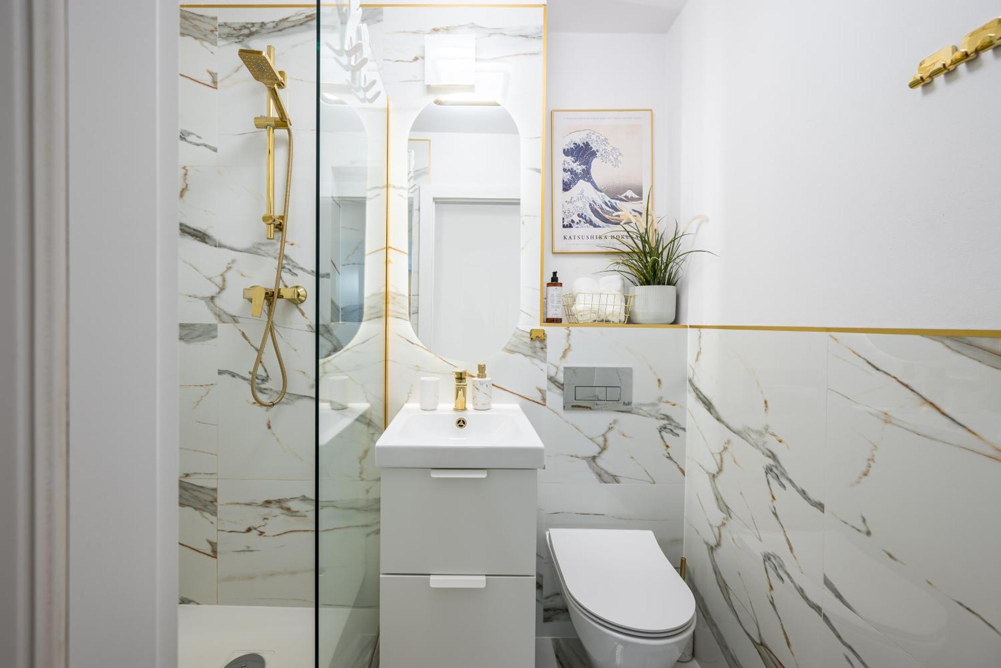 Gold Premium Central Suite 950 M To Central Station Parking Варшава Екстериор снимка